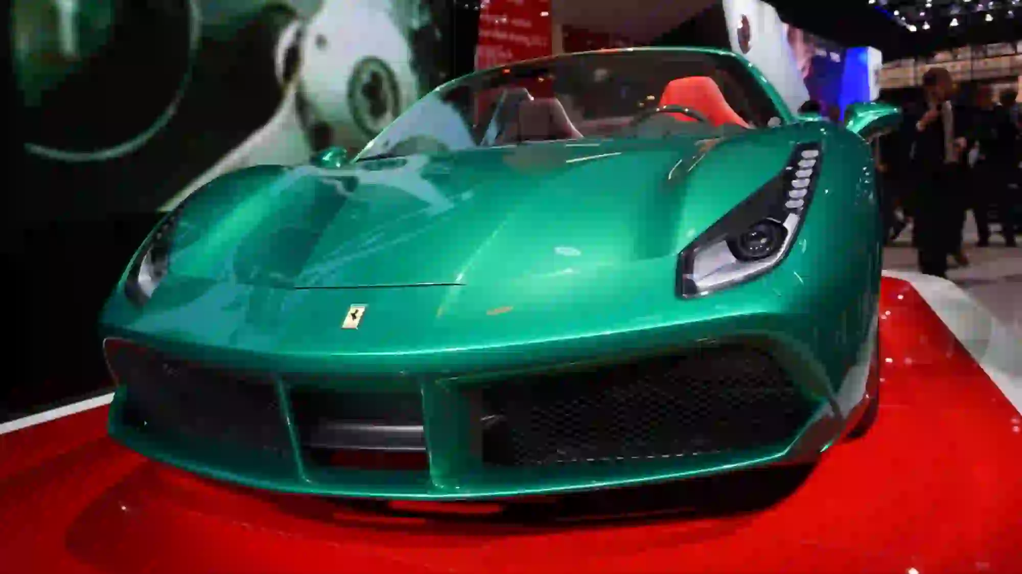 Ferrari 488 Spider Tailor Made Collection - Salone di Parigi 2016 - 10