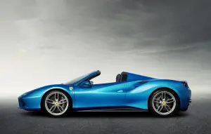 Ferrari 488 Spider - 7