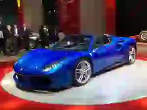 Ferrari 488 Spider - Salone di Francoforte 2015