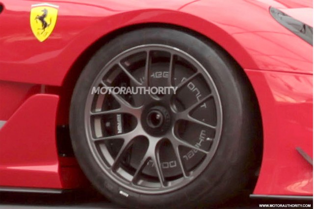 Ferrari 599XX Evolution, foto spia 15-11-2011
