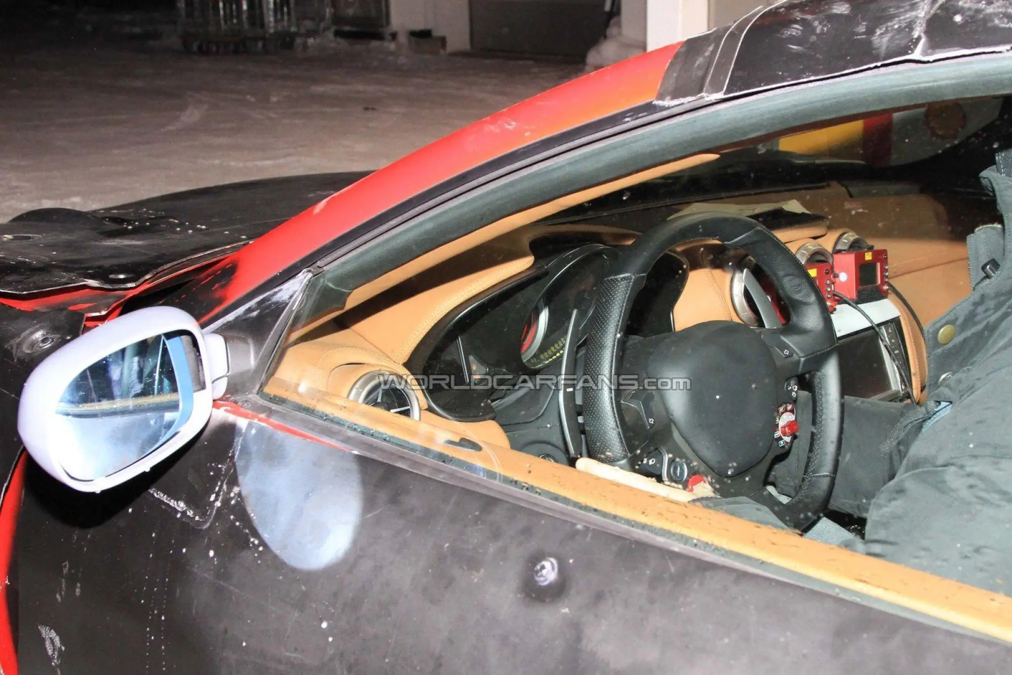 Ferrari 612 Shooting Brake - Foto spia 19-01-2011 - 12