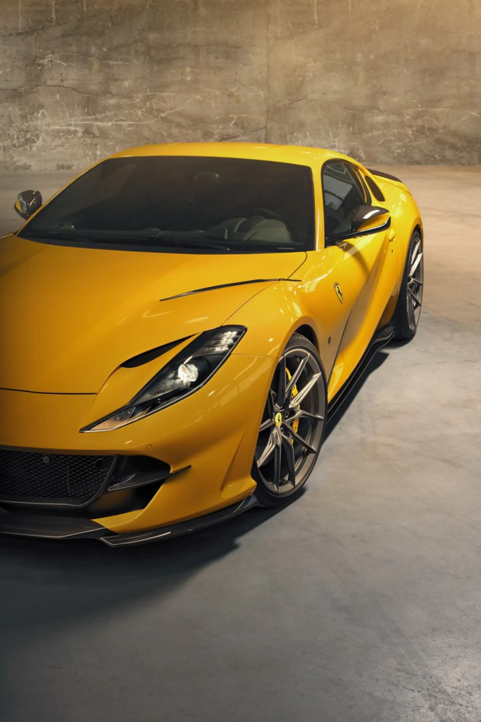 Ferrari 812 Superfast by Novitec - 9