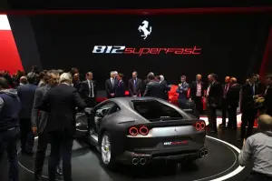 Ferrari 812 Superfast FOTO LIVE - Salone di Ginevra 2017  - 2