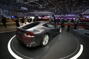 Ferrari 812 Superfast FOTO LIVE - Salone di Ginevra 2017  - 5