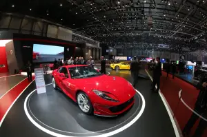 Ferrari 812 Superfast FOTO LIVE - Salone di Ginevra 2017  - 20