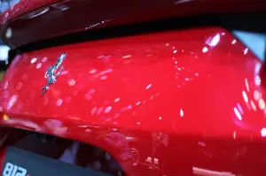 Ferrari 812 Superfast FOTO LIVE - Salone di Ginevra 2017  - 35