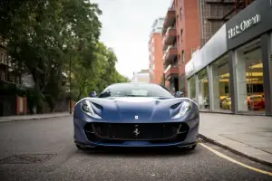 Ferrari 812 Superfast - Tailor Made - 5