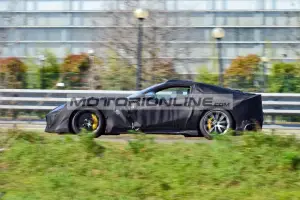 Ferrari 812 Versione Speciale - Foto spia 23-3-2021