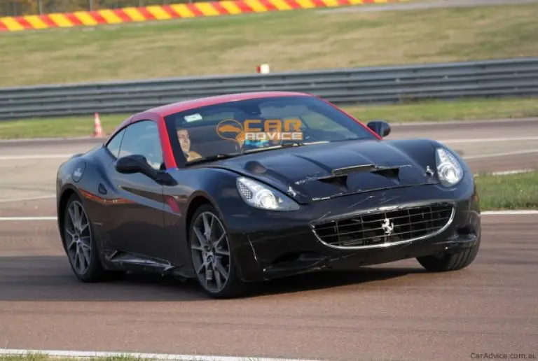 Ferrari California GTO, foto spia 16-11-2011 - 1