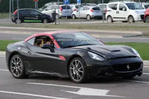 Ferrari California HGTE - Foto spia 10-12-2011