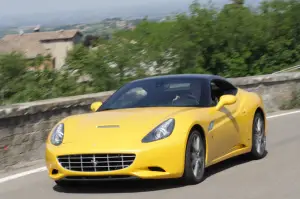 Ferrari California MY2012 - Test Drive