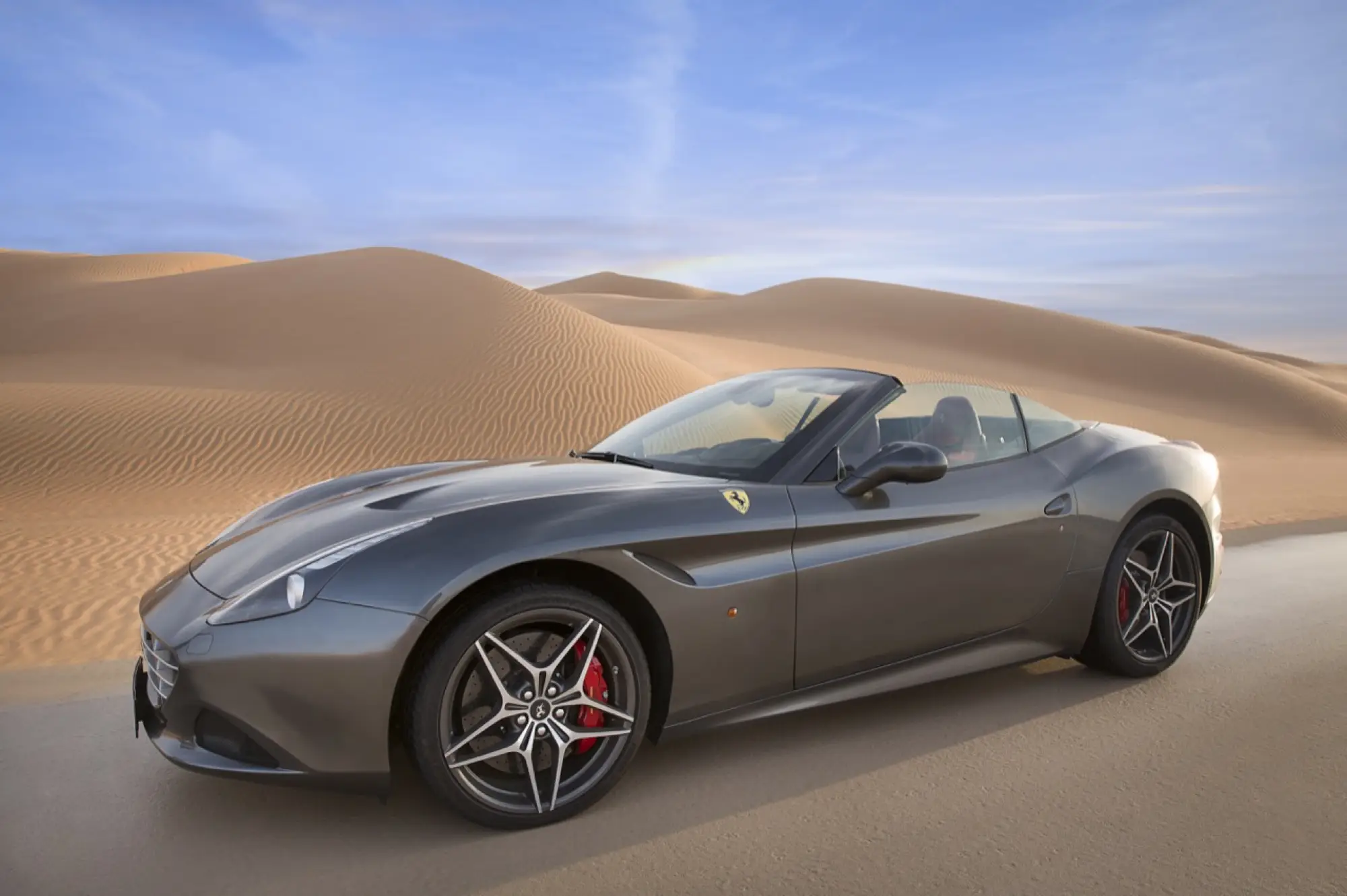 Ferrari California T - Deserto Rosso - 1