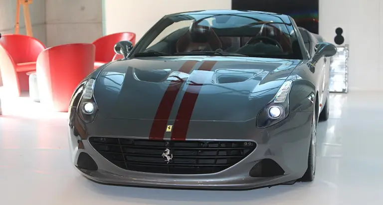 Ferrari California T HS Tailor Made - 1