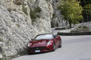 Ferrari California T sulle strade di Montecarlo