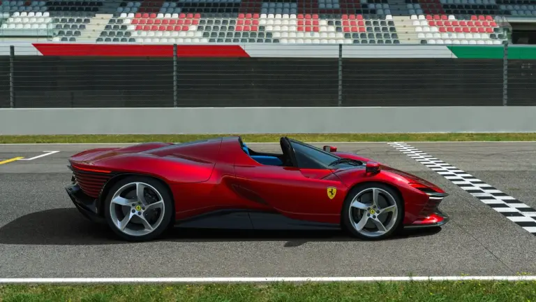 Ferrari Daytona SP3 - Foto Ufficiali  - 7