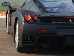 Ferrari Enzo 2004 asta - Foto