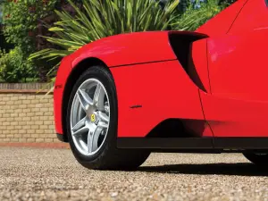 Ferrari Enzo - 11