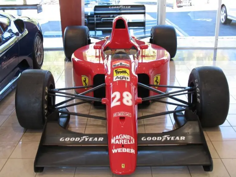 Ferrari F1 Scuderia Tipo 642 Racer - 1