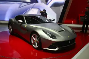 Ferrari F12 berlinetta Alluminio e Interni - Salone di Ginevra 2012