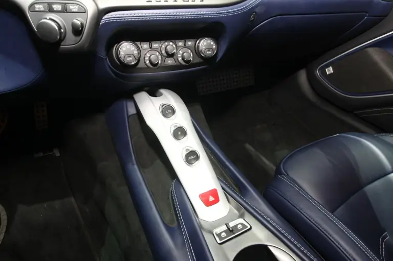 Ferrari F12 berlinetta Alluminio e Interni - Salone di Ginevra 2012 - 13