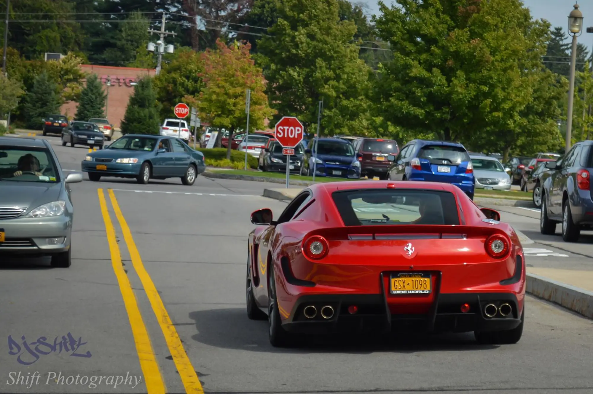 Ferrari F12 Berlinetta SP America - 3