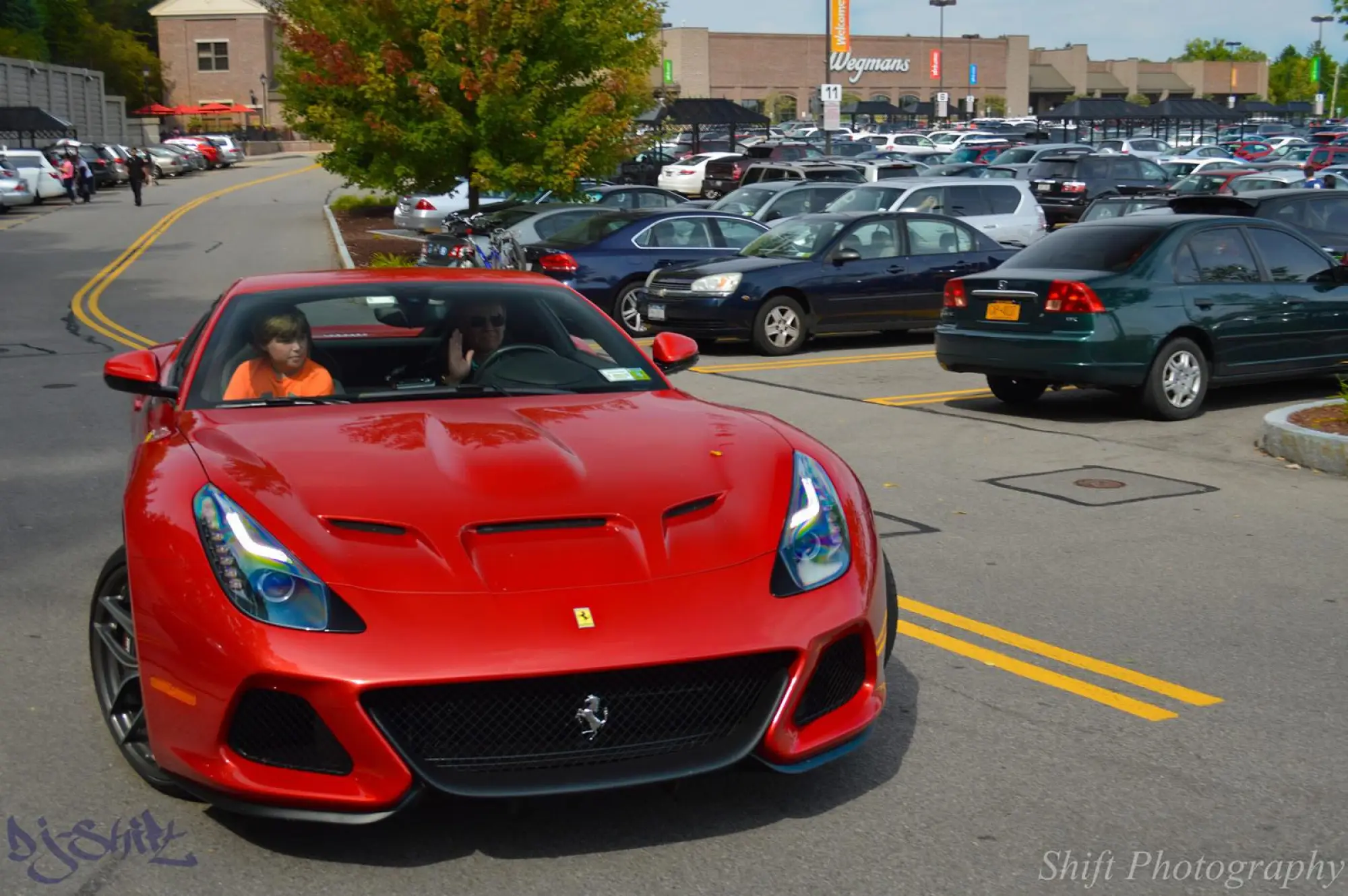 Ferrari F12 Berlinetta SP America - 5