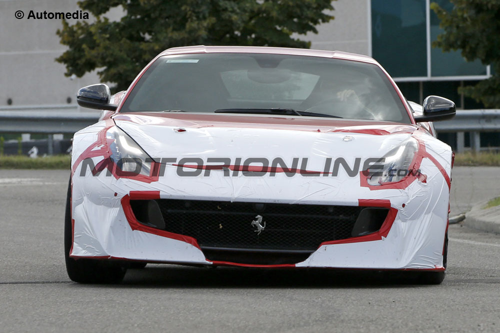Ferrari F12 GTO - Foto spia 18-08-2015