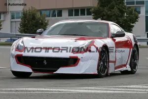 Ferrari F12 GTO - Foto spia 18-08-2015