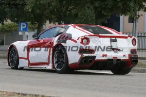 Ferrari F12 GTO - Foto spia 18-08-2015