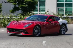 Ferrari F12 M - Foto spia 04-06-2015