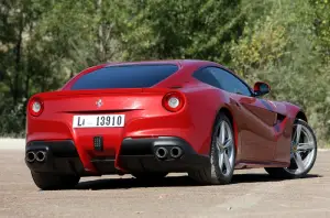 Ferrari F12berlinetta nuove immagini - 6