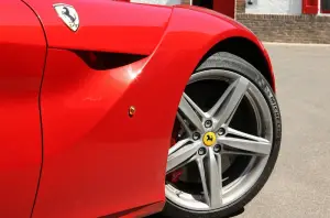 Ferrari F12berlinetta nuove immagini - 10