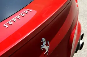 Ferrari F12berlinetta nuove immagini