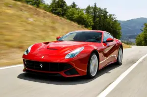 Ferrari F12berlinetta nuove immagini - 23