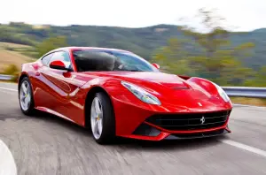 Ferrari F12berlinetta nuove immagini