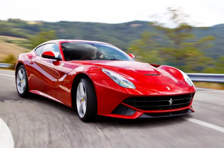 Ferrari F12berlinetta nuove immagini - 35