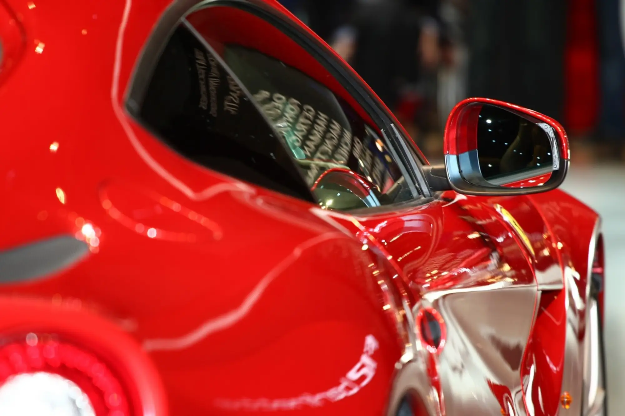 Ferrari F12berlinetta - Salone di Ginevra 2012 - 14