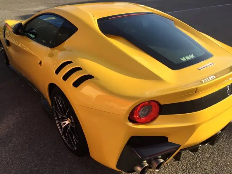 Ferrari F12tdf - altre foto della esclusiva supercar di Maranello - 2