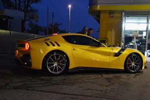 Ferrari F12tdf - nuove foto nei pressi di Maranello