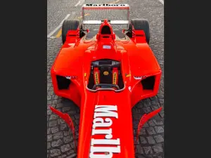 Ferrari F300 1998 asta - Foto - 13