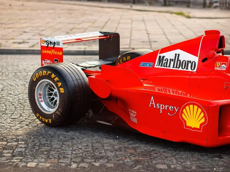 Ferrari F300 1998 asta - Foto - 2