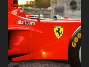 Ferrari F300 1998 asta - Foto - 31