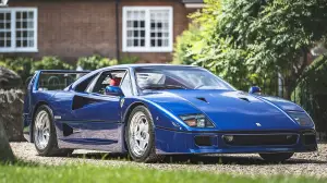 Ferrari F40 blu