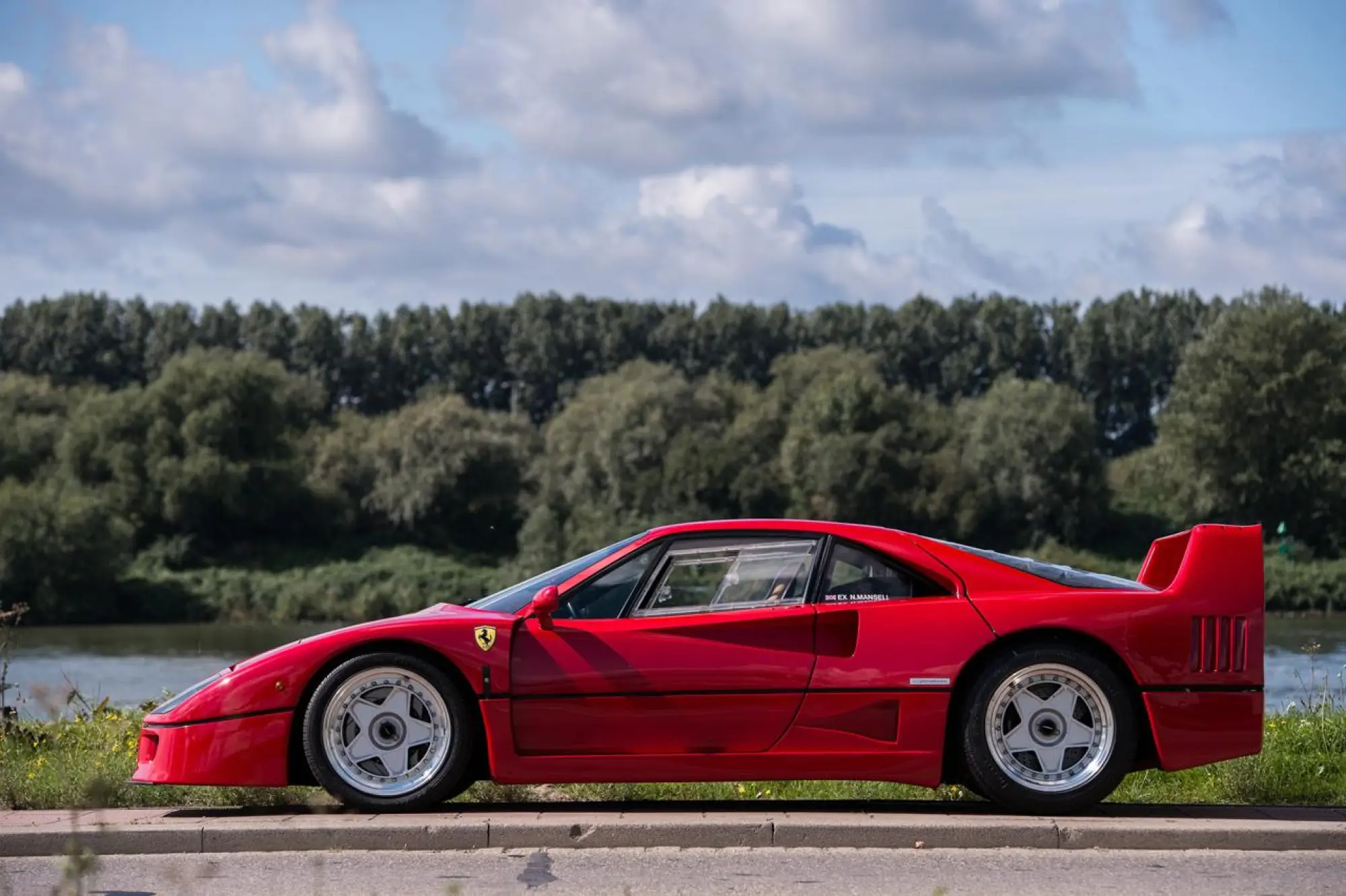 Ferrari F40 - Nigel Mansell - 15