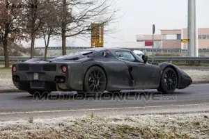 Ferrari F70 - Foto spia 28-01-2013 - 4