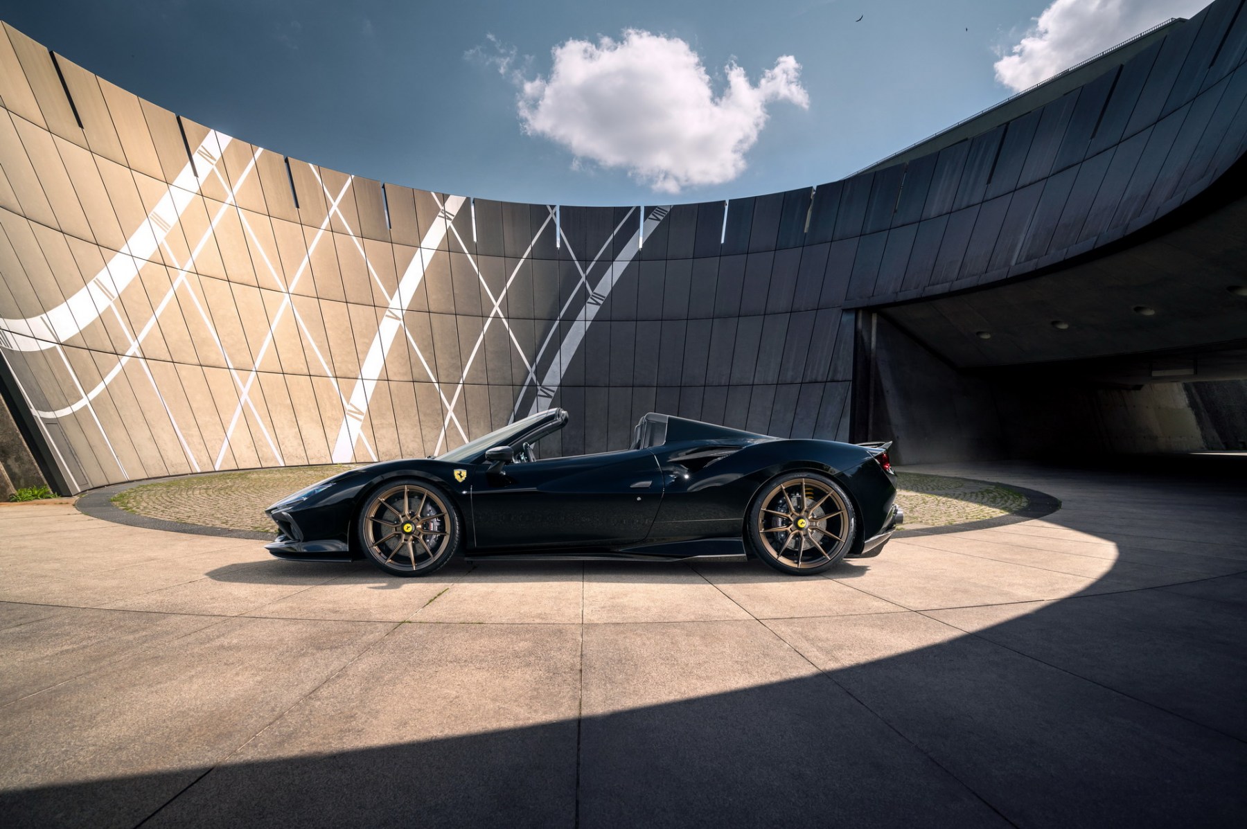 Ferrari F8 Spider - Tuning Novitec