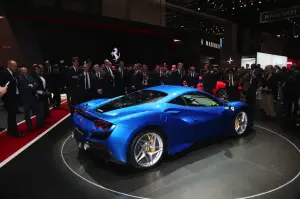 Ferrari F8 Tributo Foto Live - Salone di Ginevra 2019 - 37