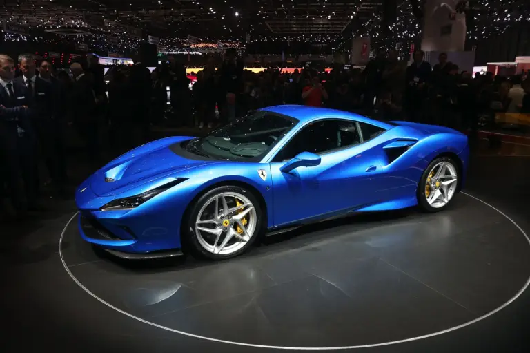 Ferrari F8 Tributo Foto Live - Salone di Ginevra 2019 - 30