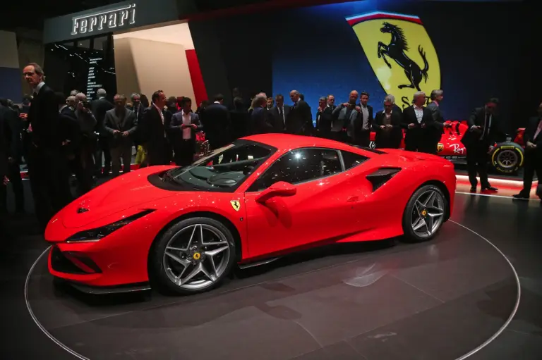 Ferrari F8 Tributo Foto Live - Salone di Ginevra 2019 - 20