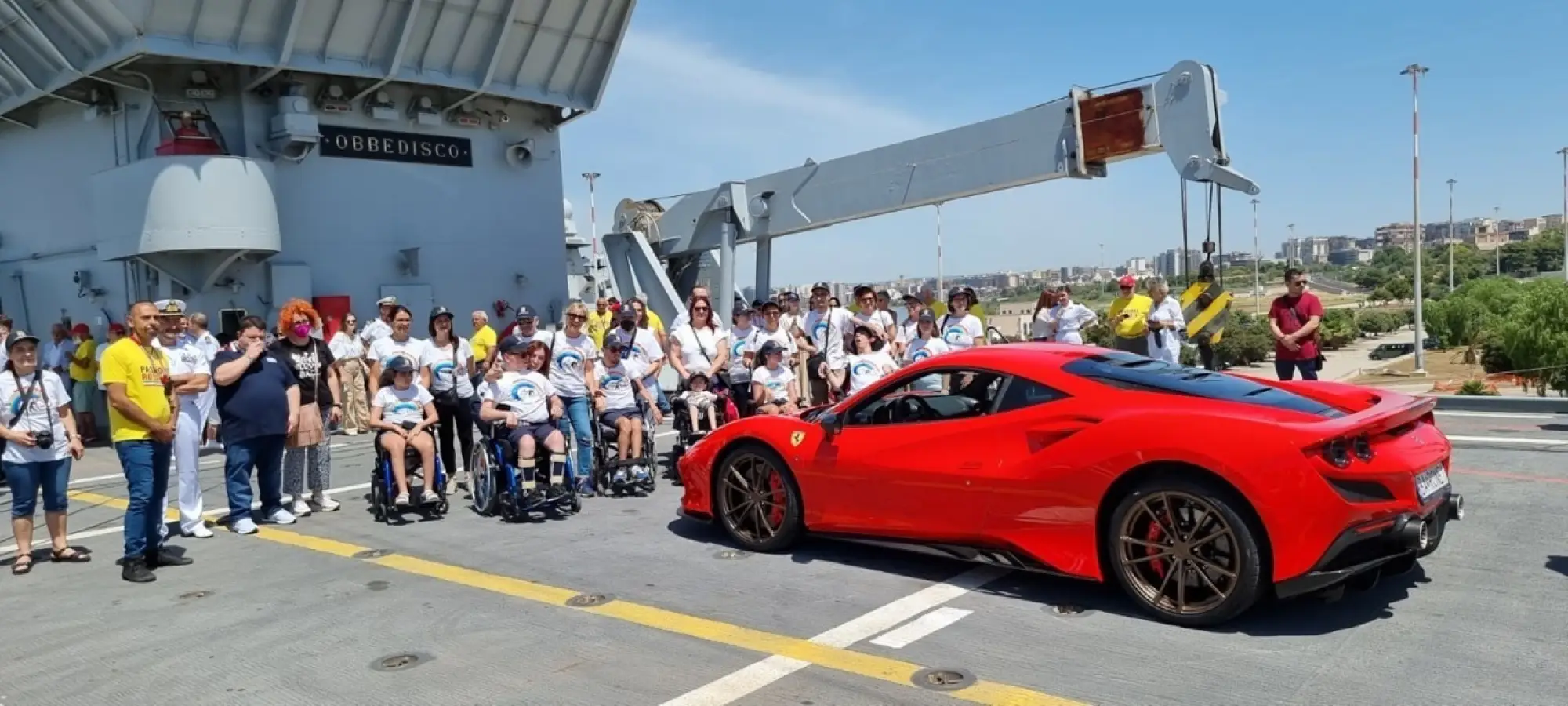 Ferrari F8 Tributo - Portaerei Garibaldi - 5
